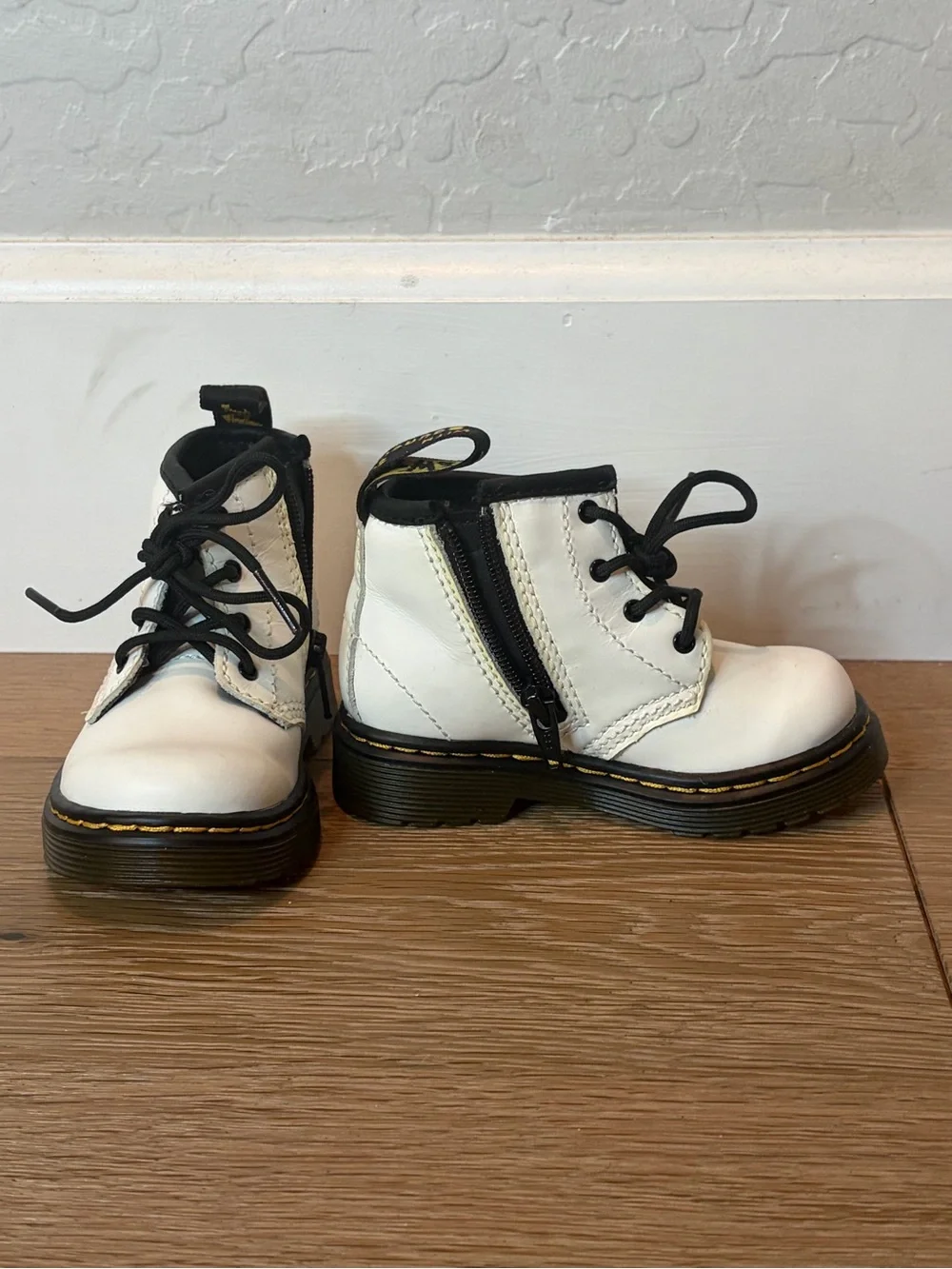 Dr. Martens 1460 Baby Leather Ankle Boots - Size 5